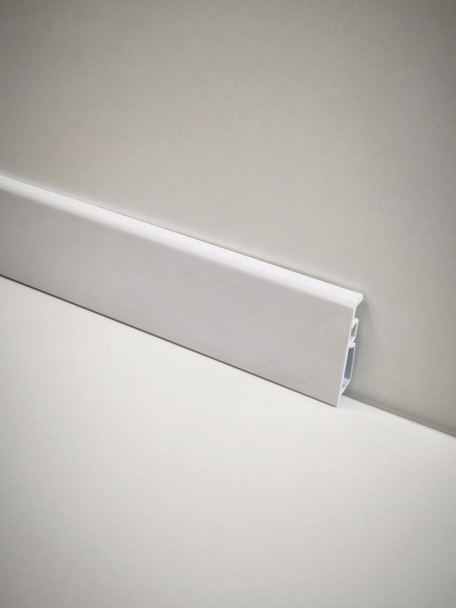 Плинтус BONKEEL Стик Белый фото 3