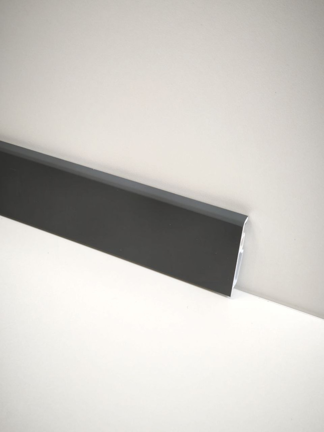 Плинтус BONKEEL Стик Графит фото 2